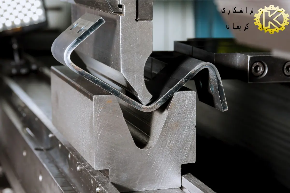 سری تراشی چیست و چه تفاوتی با تراشکاری CNC دارد؟